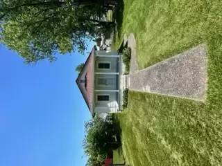 Main picture of 911 8th St