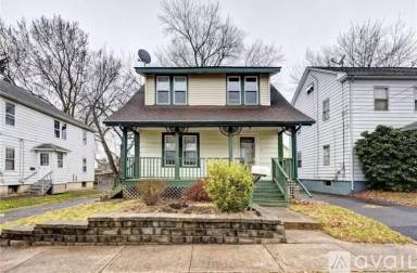 Main picture of 51 Nesbit Ave