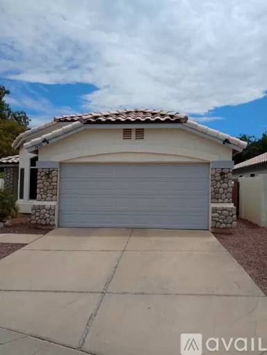Main picture of 1671 N Garrett Dr