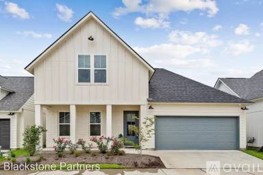 Main picture of 9105 Southlawn Dr
