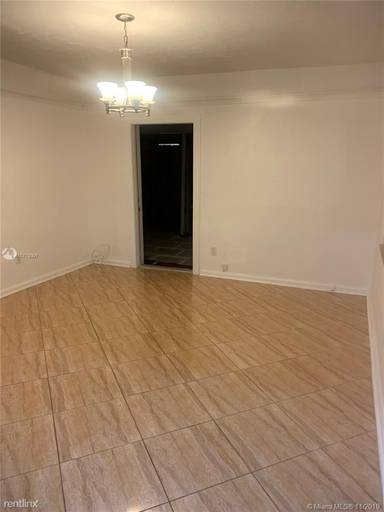 Main picture of 1635 NE 181st St