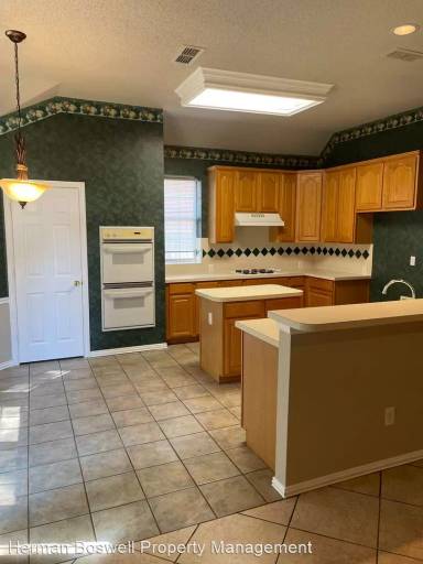 Main picture of 2122 Ballycastle Dr
