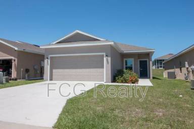 Main picture of 3169 Whispering Trails Ave