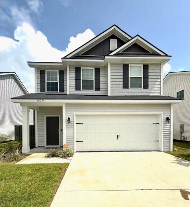 Main picture of 600 Brightleaf Cir