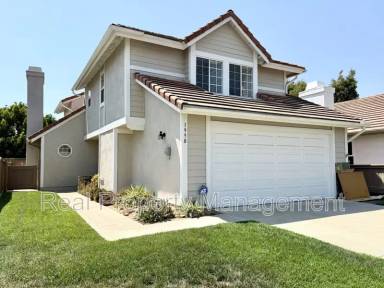 Main picture of 1990 Willow Ridge Dr