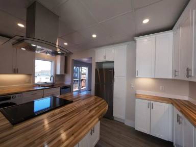 Main picture of 53 Middle St