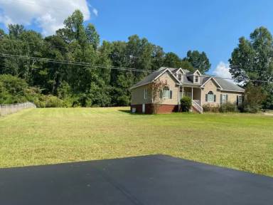 Main picture of 1175 Johnson Rd