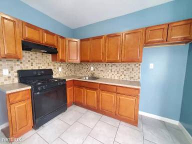 Main picture of 43 Dwight St