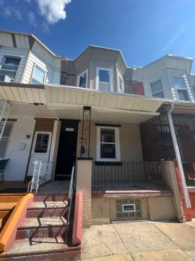 Main picture of 2011 E Birch St