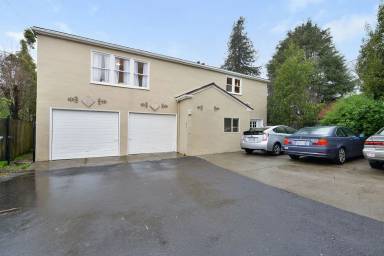 Main picture of 2734 College Ave