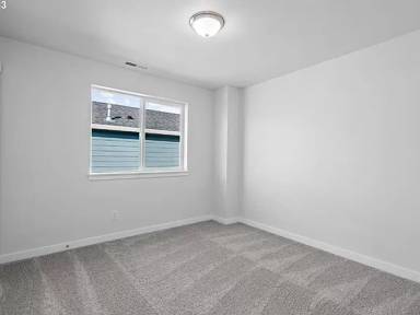 Main picture of 1731 NE Waterfront St