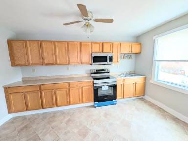 Main picture of 317 3rd St