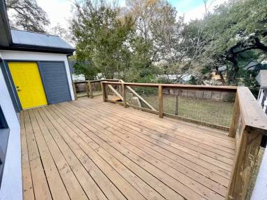 Main picture of 1106 Woodland Ave