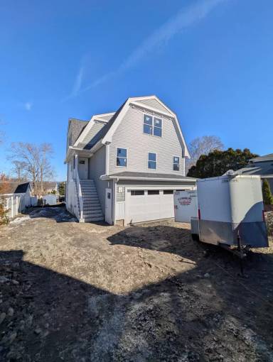 Main picture of 132 Narrows Rd