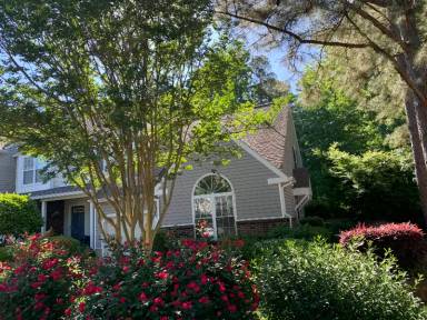 Main picture of 8333 Southgate Commons Dr