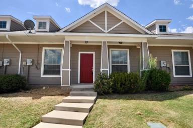 Main picture of Properties