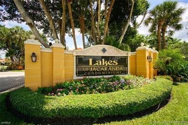 Main picture of Lakes of Jacaranda