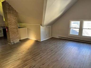 Main picture of 166 Rosewood Ter