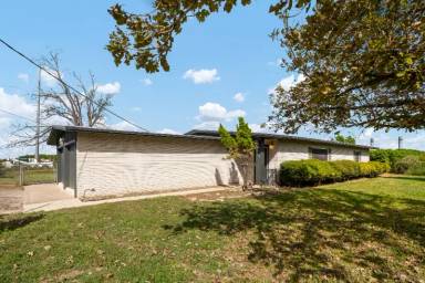 Main picture of 2511 W Monte Cristo Rd