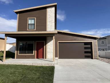 Main picture of 1631 Carol Ann Way