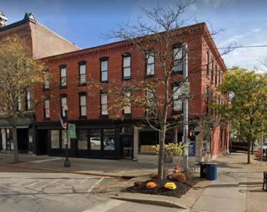 Main picture of 55 Main St