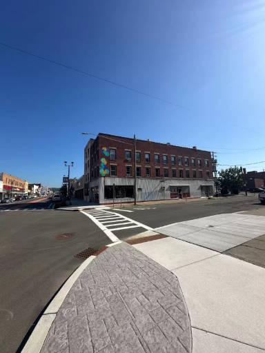 Main picture of 147 Washington Ave
