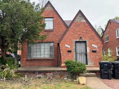 Main picture of 18078 Hubbell St