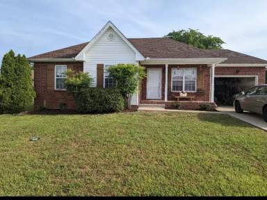 Main picture of 1326 Christine Dr