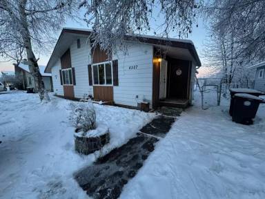 Main picture of 6507 E 31st Ave