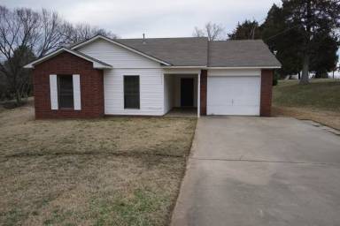 Main picture of 115 Vista Hills Blvd
