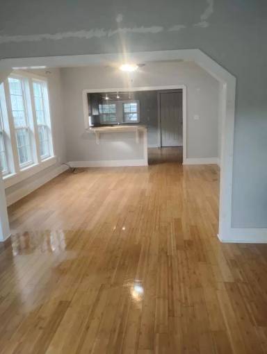 Main picture of 715 McLish St