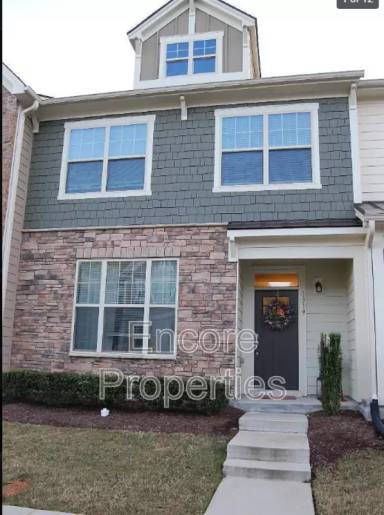 Main picture of 1319 Lakestone Village Ln