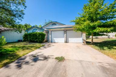 Main picture of 1601 Jersey Dr