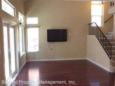 Main picture of 2811 Monroe St