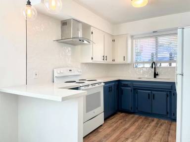 Main picture of 724 Franklin Ln