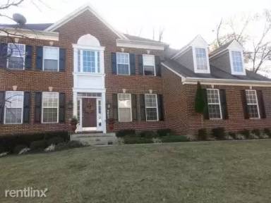 Main picture of 8603 Dorian Ln
