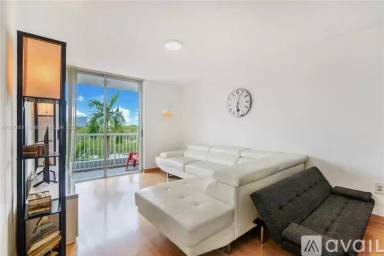 Main picture of 7832 Collins Ave