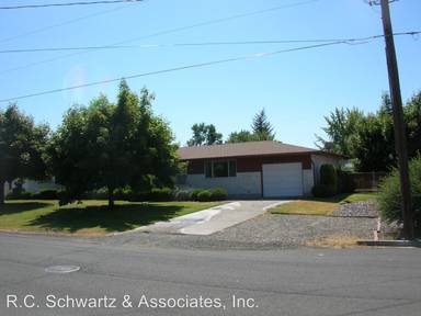Main picture of 7708 E Nora Ave