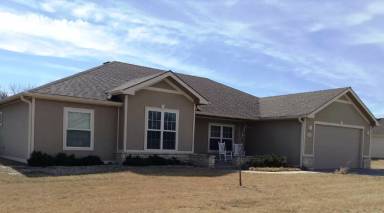 Main picture of 421 Stone Glenn Dr
