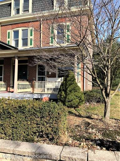 Main picture of 2205 Focht Ave