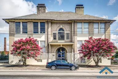 Main picture of 141 E Wythe St