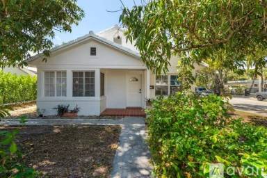 Main picture of 4815 N Flagler Dr