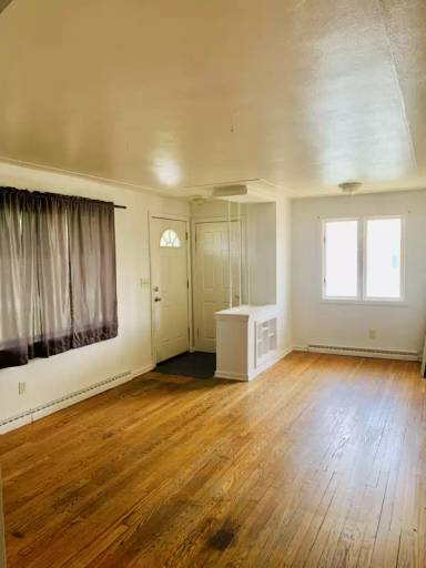Main picture of 1518 Maine Ave