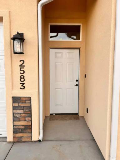 Main picture of 2583 W 235 N