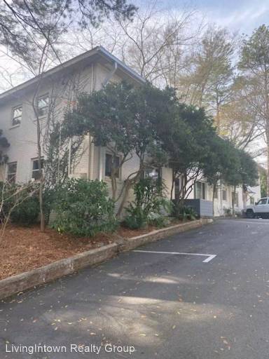 Main picture of 1978 Wellbourne Dr NE
