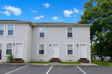 Main picture of 1000 Brown Ave