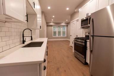 Main picture of 3256 N Monticello Ave