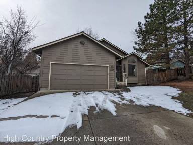Main picture of 1147 NE Viking Ct
