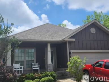 Main picture of 10 Sandywoods Ct