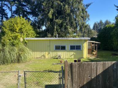 Main picture of 1322 S Montesano St